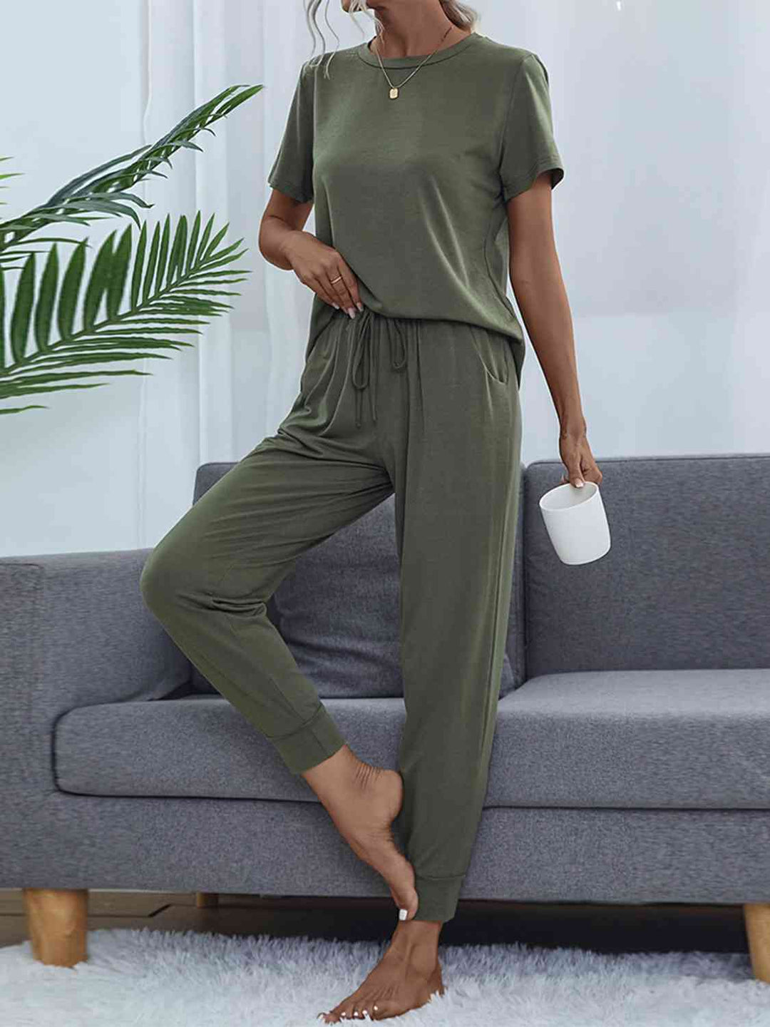 Alice | Round Neck Short Sleeve Top and Pants Lounge Set