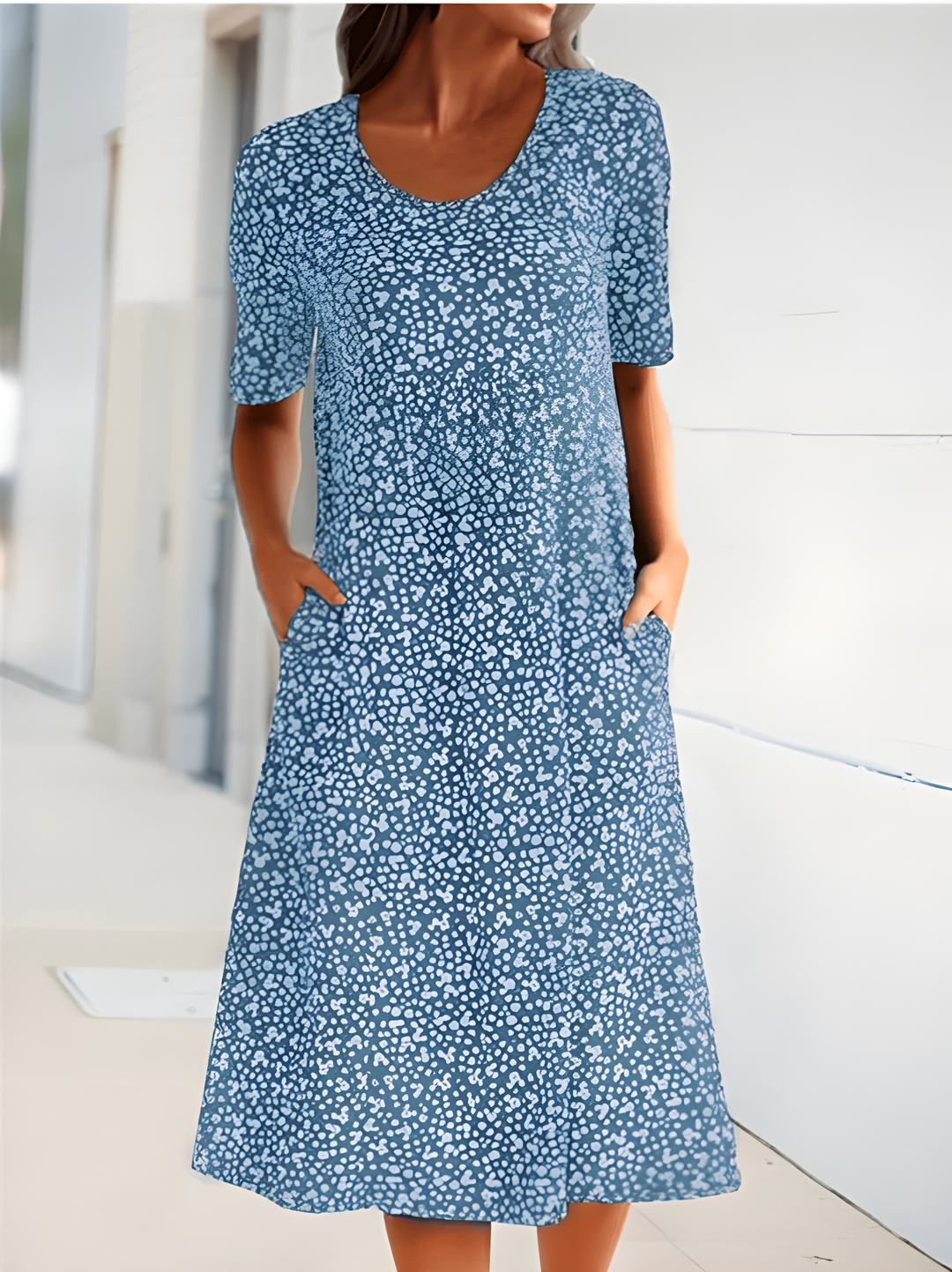 Laura | Casual Round Neck Floral Dress