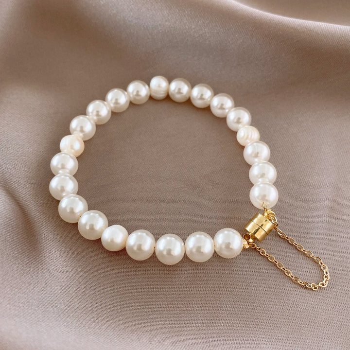 Elegant Pearl Bracelet